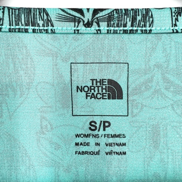 The North Face Womens Fox Base Layer Stretchy Blouse Shirt Top Skiing Snow Cozy - Picture 2 of 10